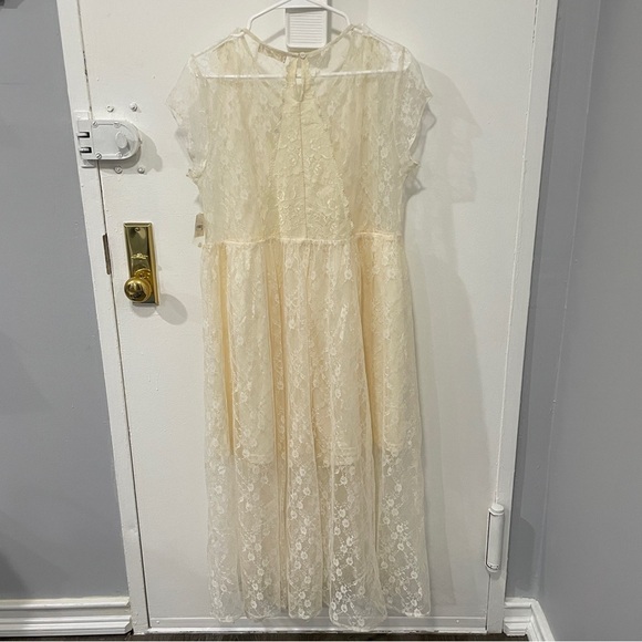 NWT Altar'd State Ivory Lace Midi Short Sleeve Dress - Picture 2 of 13